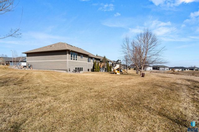 1920 S Firefly Dr Drive, Sioux Falls, SD 57110