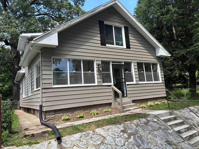 1321 N Brookfield Street, South Bend, IN 46628
