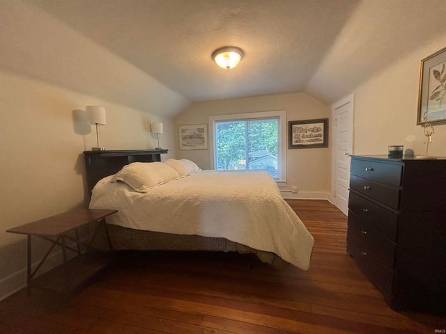 1321 N Brookfield Street, South Bend, IN 46628