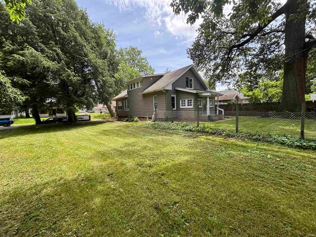 1321 N Brookfield Street, South Bend, IN 46628