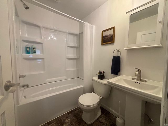 1321 N Brookfield Street, South Bend, IN 46628
