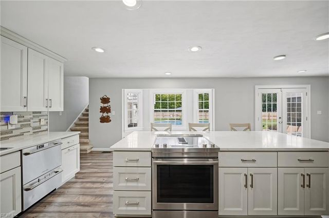 1904 Thomas Bishop Court CT, Virginia Beach, VA 23454