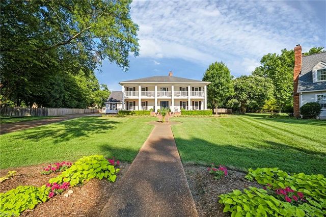 1904 Thomas Bishop Court CT, Virginia Beach, VA 23454
