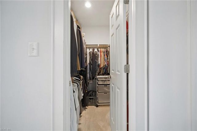 1904 Thomas Bishop Court CT, Virginia Beach, VA 23454
