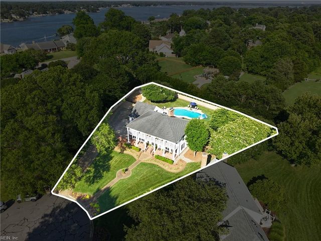 1904 Thomas Bishop Court CT, Virginia Beach, VA 23454