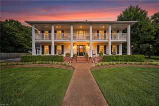 1904 Thomas Bishop Court CT, Virginia Beach, VA 23454