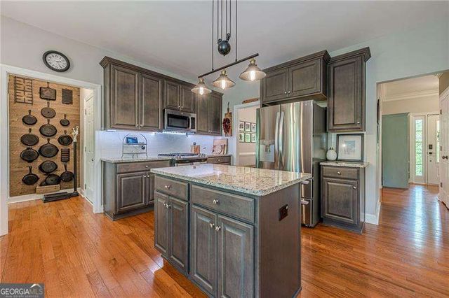 202 Windy Ridge Court, Dawsonville, GA 30534