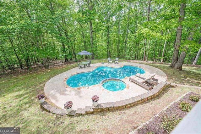 202 Windy Ridge Court, Dawsonville, GA 30534