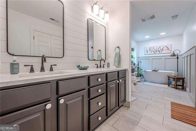 202 Windy Ridge Court, Dawsonville, GA 30534