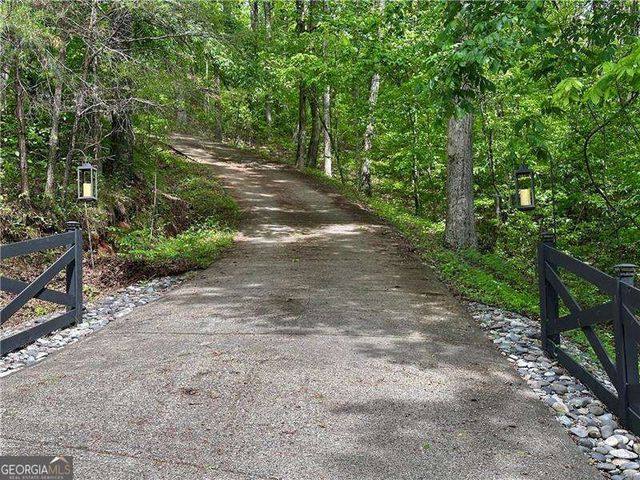 202 Windy Ridge Court, Dawsonville, GA 30534