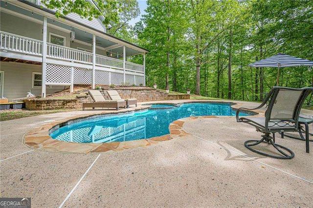 202 Windy Ridge Court, Dawsonville, GA 30534