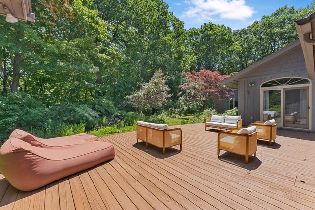 1461 N Eagle Highway, Lake Leelanau, MI 49653