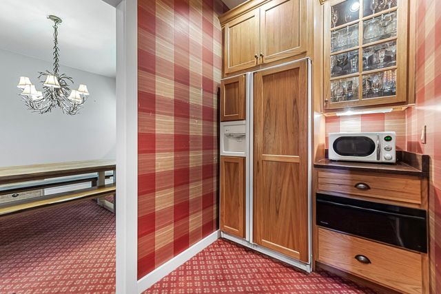 1461 N Eagle Highway, Lake Leelanau, MI 49653