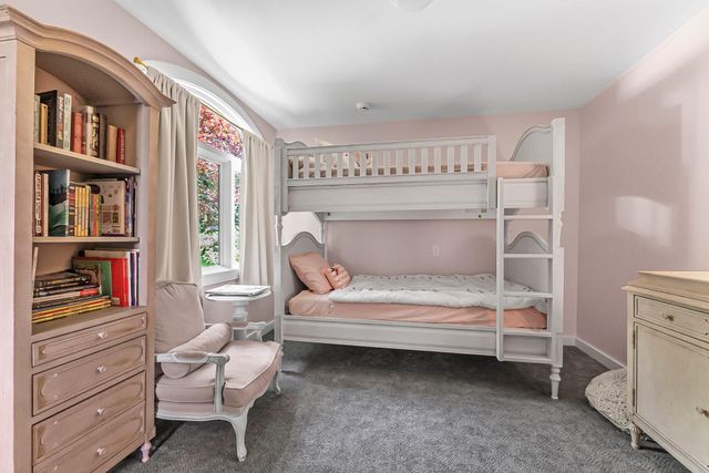 1461 N Eagle Highway, Lake Leelanau, MI 49653