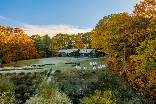 1461 N Eagle Highway, Lake Leelanau, MI 49653