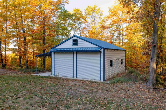 1461 N Eagle Highway, Lake Leelanau, MI 49653