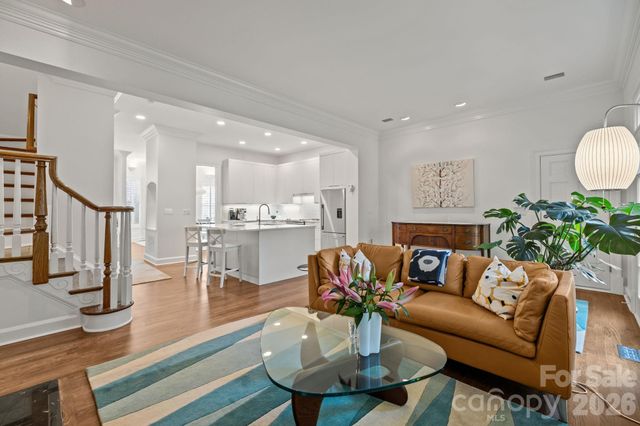 1208 Dilworth Crescent Row, Charlotte, NC 28203