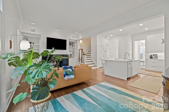 1208 Dilworth Crescent Row, Charlotte, NC 28203