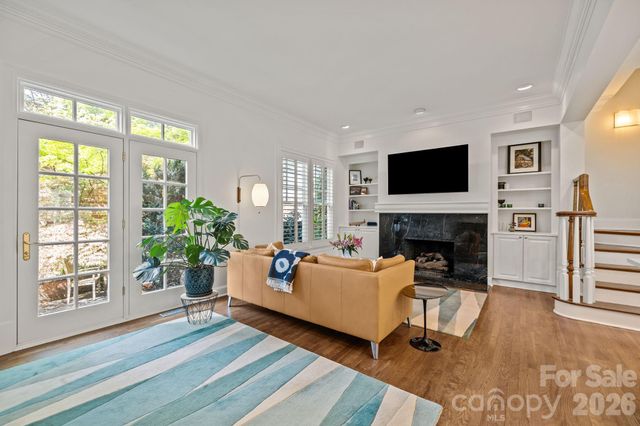 1208 Dilworth Crescent Row, Charlotte, NC 28203