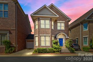 1208 Dilworth Crescent Row, Charlotte, NC 28203