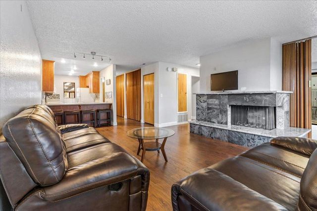 166 Kern Street 19, Salinas, CA 93905