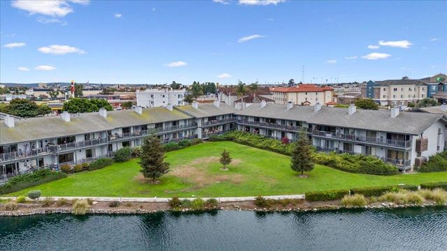 166 Kern Street 19, Salinas, CA 93905