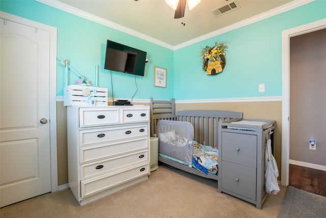 424 NE Murphy Road, Burleson, TX 76028