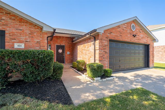 424 NE Murphy Road, Burleson, TX 76028