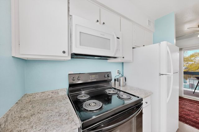 4601 Carlisle Boulevard NE H2, Albuquerque, NM 87109