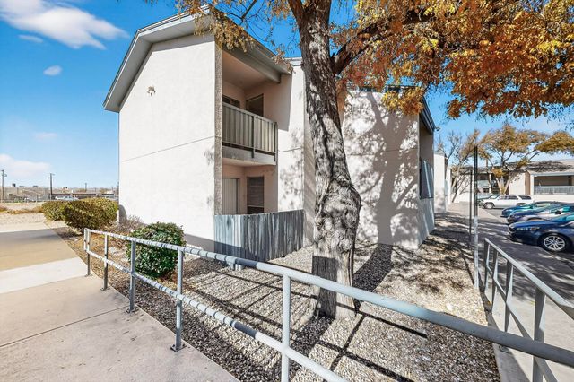 4601 Carlisle Boulevard NE H2, Albuquerque, NM 87109