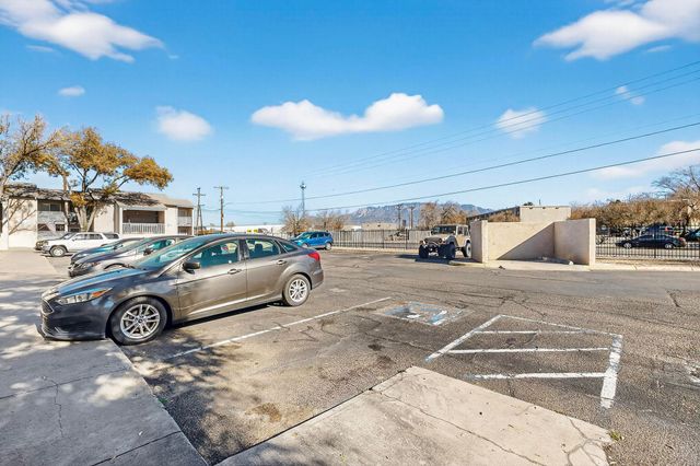 4601 Carlisle Boulevard NE H2, Albuquerque, NM 87109