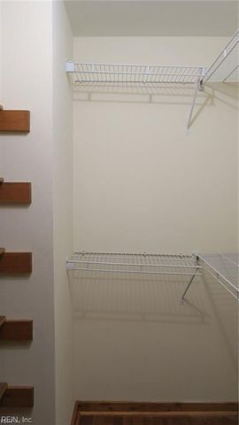 256 Misty Point LN, Newport News, VA 23603