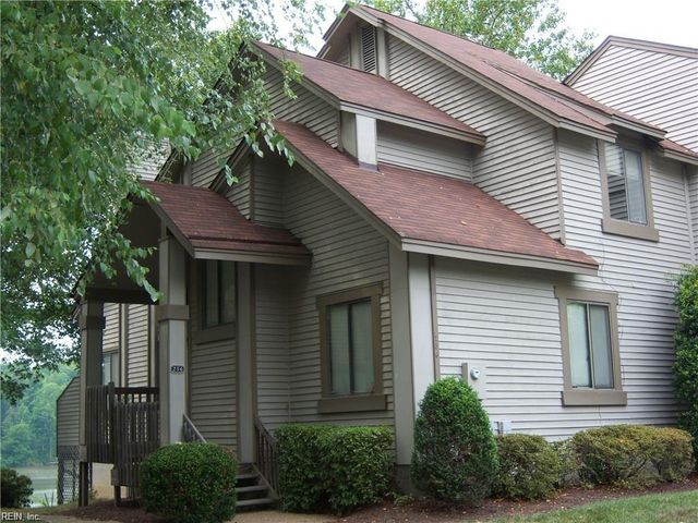256 Misty Point LN, Newport News, VA 23603