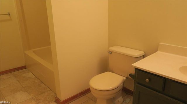 256 Misty Point LN, Newport News, VA 23603