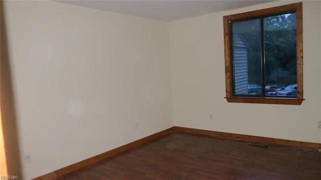 256 Misty Point LN, Newport News, VA 23603