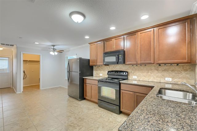 10104 Deer Chase TRL, Austin, TX 78747
