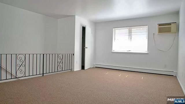 401 Undercliff Avenue, Edgewater, NJ 07020