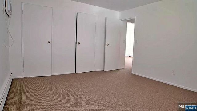 401 Undercliff Avenue, Edgewater, NJ 07020