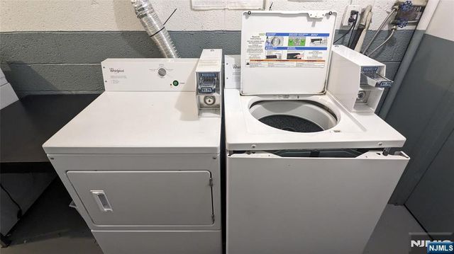 401 Undercliff Avenue, Edgewater, NJ 07020