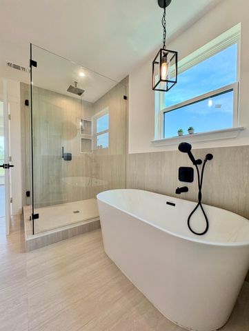 1300 Private Road 7037, Lexington, TX 78947