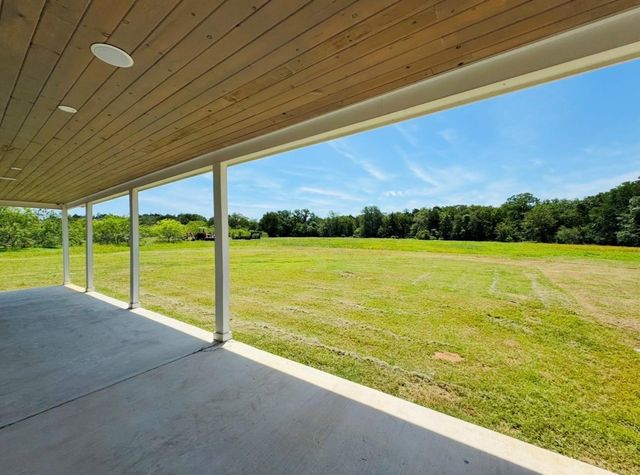 1300 Private Road 7037, Lexington, TX 78947