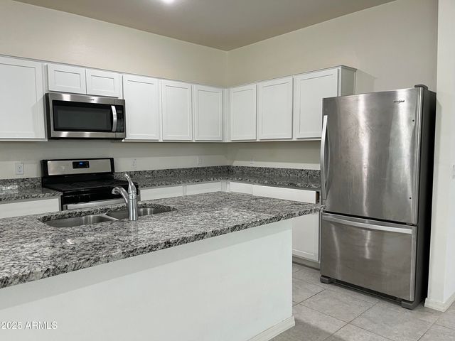 19419 W ELM Street, Litchfield Park, AZ 85340