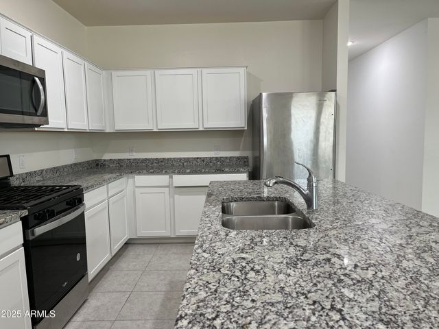 19419 W ELM Street, Litchfield Park, AZ 85340