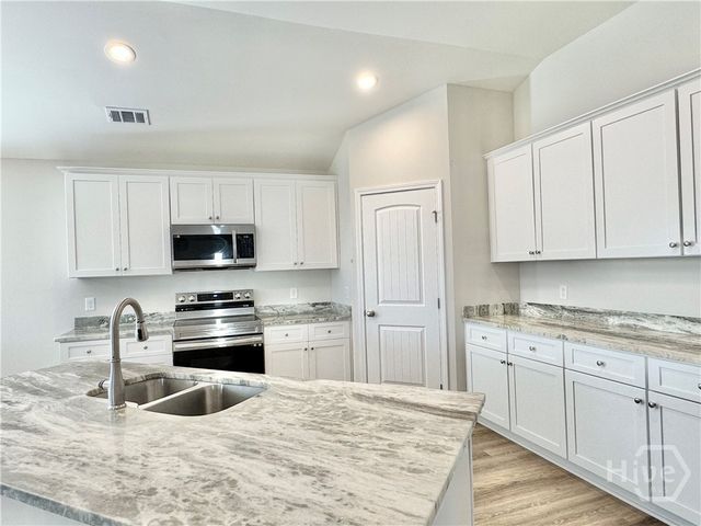 252 Cromer Street, Savannah, GA 31407