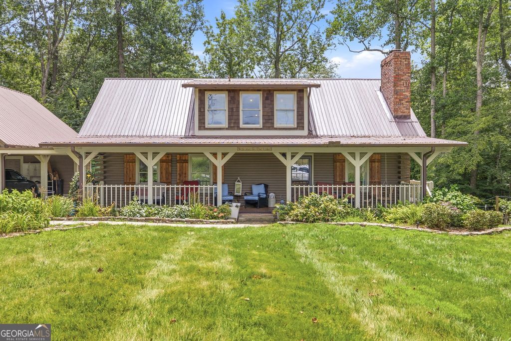 938 Waters Street W, Clarkesville, GA 30523 — exterior