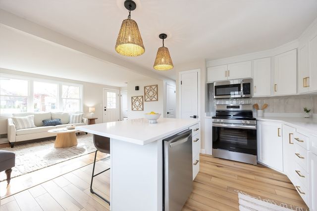 55 Highland Ave, Taunton, MA 02780