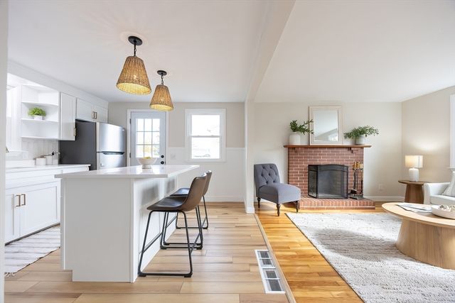 55 Highland Ave, Taunton, MA 02780