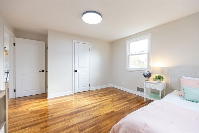 55 Highland Ave, Taunton, MA 02780