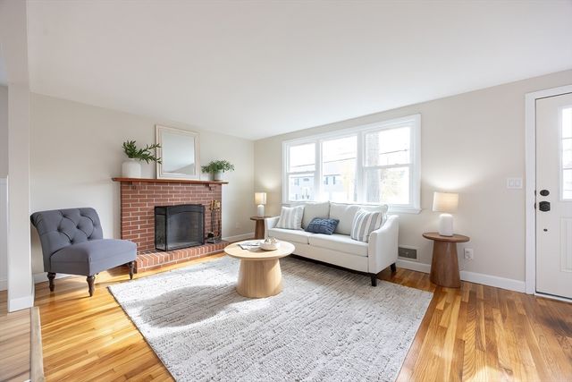 55 Highland Ave, Taunton, MA 02780