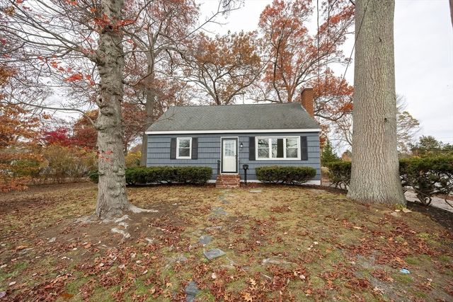55 Highland Ave, Taunton, MA 02780